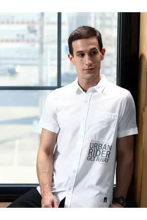 Lee Men White Classic Slim Fit Casual Shirt