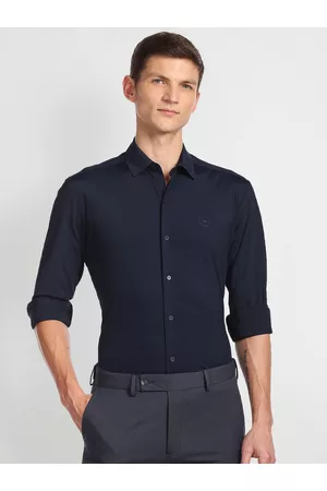 Arrow Slim Fit Opaque Knitted Casual Shirt