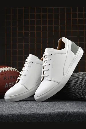 Mast & Harbour Men White & Sea Green Lightweight Comfort Insole Basics Sneakers