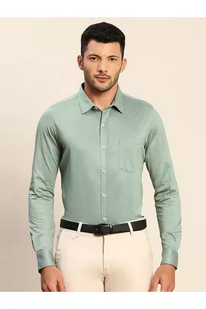 Invictus Men Spread Collar Original Slim Fit Opaque Formal Shirt