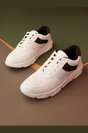 Highlander COLORBLOCKED LACE-UP SNEAKERS