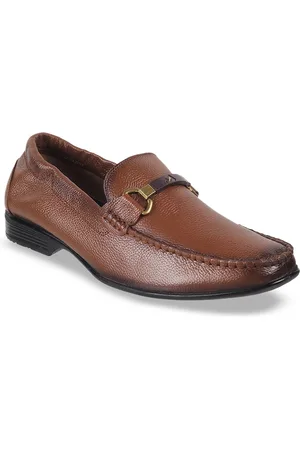 Metro Men Textured Leather Formal Loafers