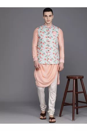 MANU Men Solid Kurta with Churidar & Nehru Jacket
