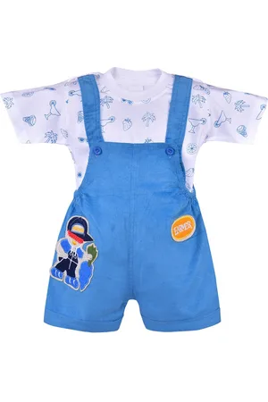 Wish Karo Boys Printed T-shirt With Dungarees