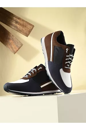 San Frissco Men Colourblocked Lightweight Memory Foam Insole Sneakers