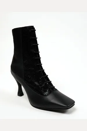 Theater Women Textured Kitten Heels Regular Boots