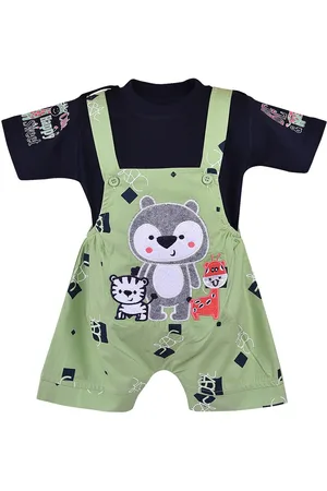 Wish Karo Boys Printed T-shirt With Dungarees