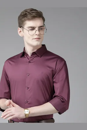 V Dot Men Slim Fit Opaque Formal Shirt