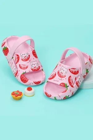 Yellow bee Girls Strawberry And Cat Printed Rubber Clogs