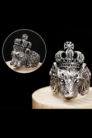 Meenaz Men Silver-Plated Lion Oxidised Finger Ring