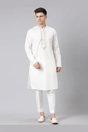 TheEthnic.Co Floral Embroidered Regular Thread Work Pure Cotton Kurta With Trousers