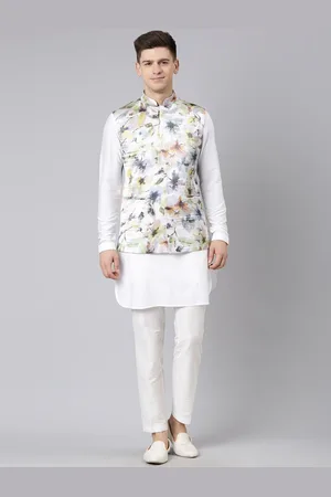TheEthnic.Co Mandarin Collar Regular Satin Kurta With Printed Nehru Jacket