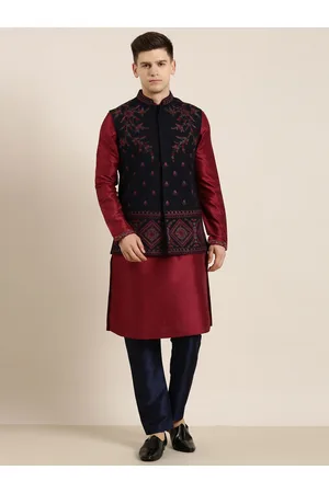 TheEthnic.Co Mandarin Collar Kurta & Pyjamas With Embroidered Nehru jacket
