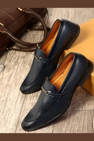 MUTAQINOTI Men Blue Textured Synthetic Leather Formal Loafers