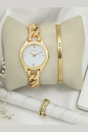 Joker & Witch Women Gold Toned & White Analogue Watch With Bracelet And Ring Gift Set