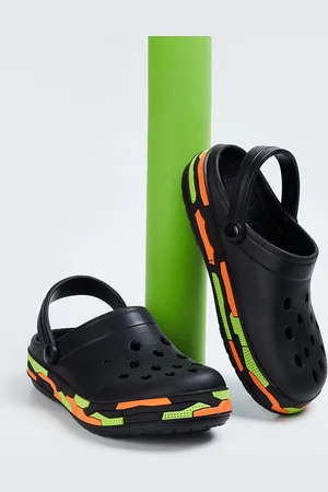Max Collection Boys Self Design Clogs