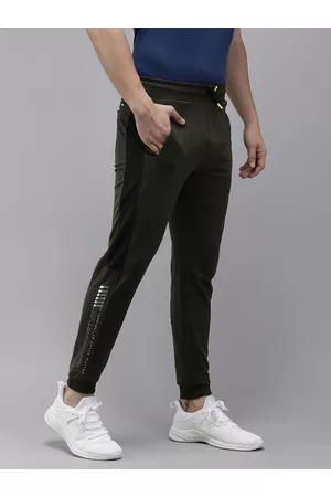 SPYKAR Men Solid Mid-Rise Slim Fit Applique Joggers