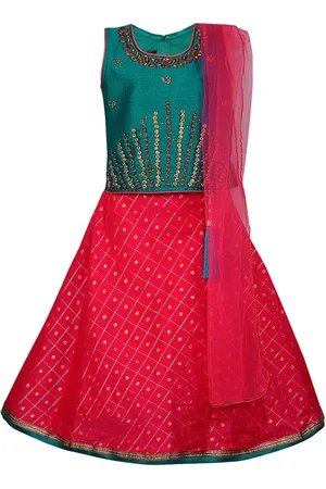 Wish Karo Girls Green & Pink Embellished Ready to Wear Pattu Pavadai with Dupatta