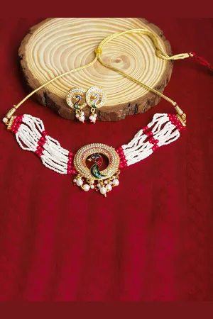 The Pari Gold-Plated Stone-Studded & Beaded Jewellery Set