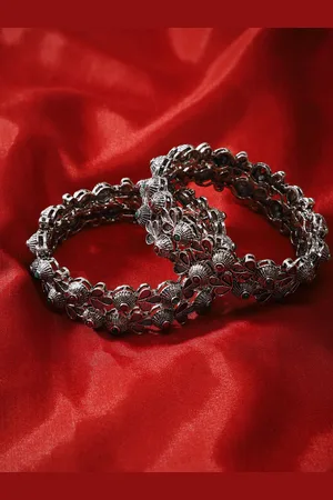 The Pari Set Of 4 Oxidised Silver-Plated Stone-Studded Bangles