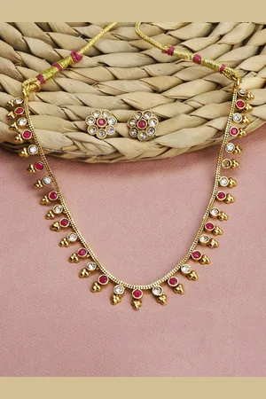 The Pari Gold-Plated Stone-Studded & Beaded Jewellery Set