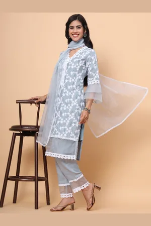 SWAGG INDIA Floral Embroidered Thread Work Straight Kurta & Trousers Wwith Dupatta