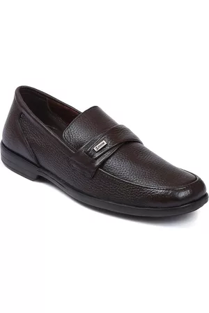 ZOOM Men Textured Leather Lightweight Loafers