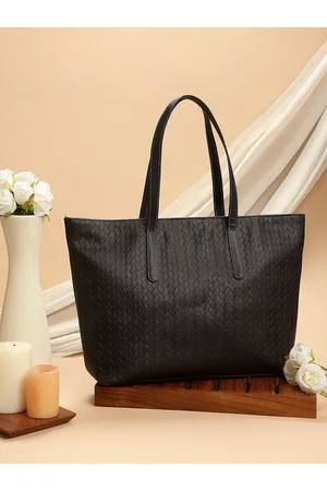 OsaiZ Textured Structured Shoulder Bag