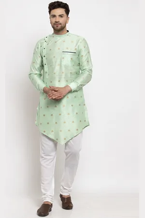 KLOTTHE Men Green Floral Printed Kurta with Churidar