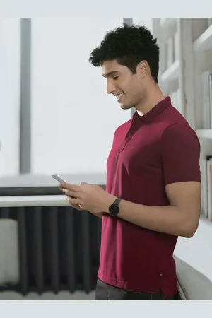 Blackberrys Solid Polo Collar T-shirt