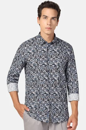 Blackberrys Skinny Fit Ethnic Motifs Printed Opaque Cotton Casual Shirt