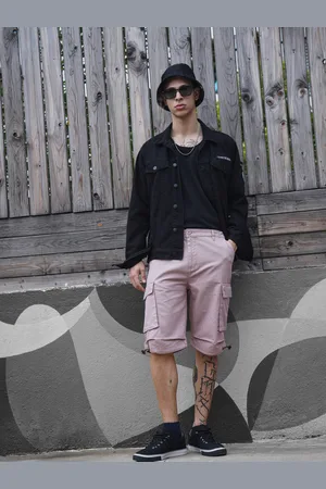The Indian Garage Co Men Solid Cotton Relaxed Fit Cargo Shorts