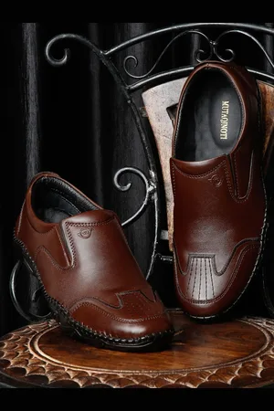 MUTAQINOTI Men Textured Genuine Leather Formal Loafers