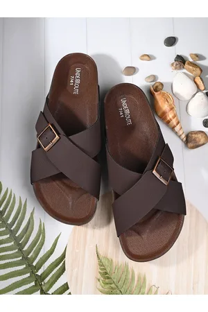 UNDERROUTE Men Cross Strap Comfort Sandals With Buckle Detail