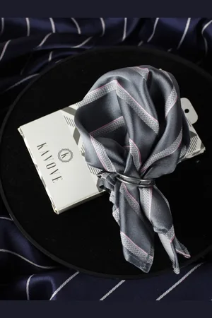 KOVOVE Men Grey Striped Pocket Square