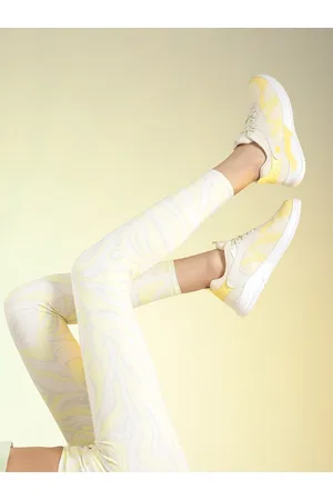 DressBerry Women Textured Running Shoes