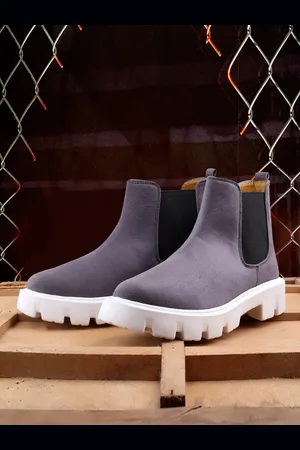 BXXY Men Heeled Suede Mid-Top Chelsea Boots