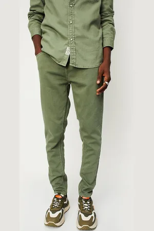 Max Collection Men Mid Rise Clean Look Stretchable Jeans
