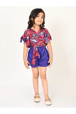 LIL DRAMA Girls Printed V-Neck Top with Shorts