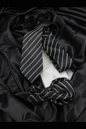 KOVOVE Men Black Striped Accessory Gift Set