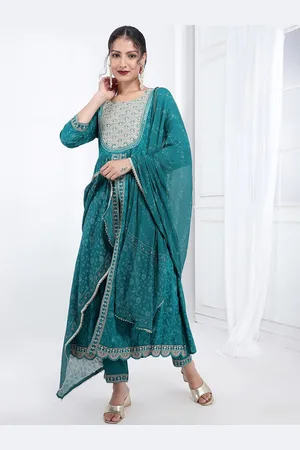 Bani Women Floral Printed Empire Thread Work Liva Kurta with Trousers & With Dupatta