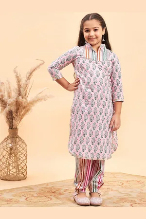 Stylo Bug Girls Floral Printed Regular Pure Cotton Kurta With Harem Pants