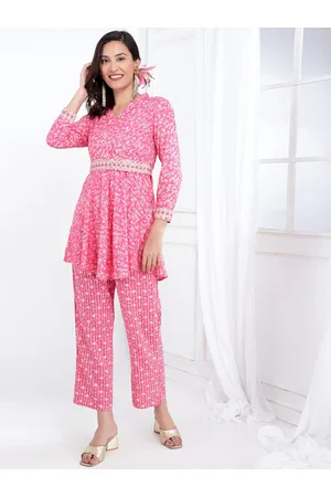 Bani Women Floral Printed Tunic & Trouser With Embroidered Belt