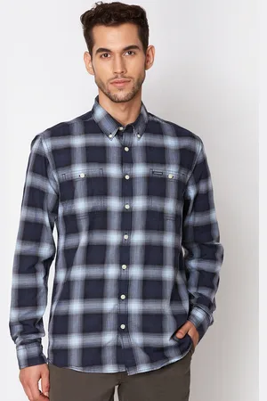 Lindbergh Men Navy Blue & White Regular Fit Checked Casual Shirt