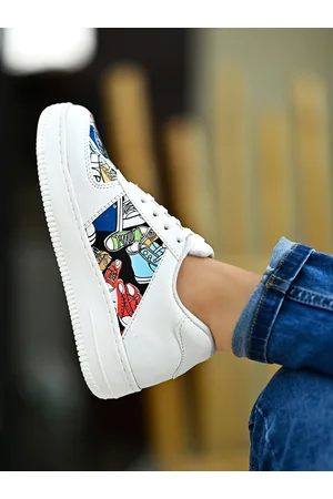 Shoetopia Women Printed Lightweight Sneakers