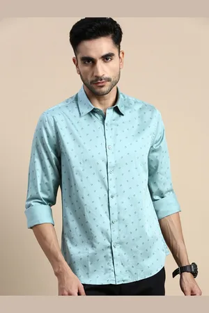 Invictus Sport Conversational Printed Slim Fit Cotton Casual Shirt