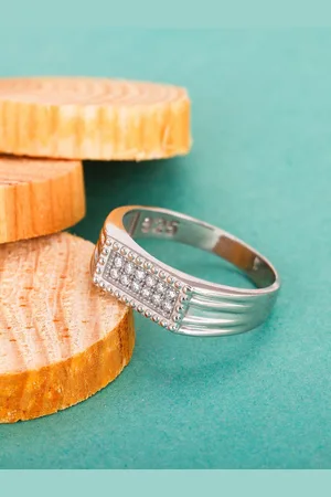 GIVA Men 925 Sterling Silver Rhodium-Plated CZ-Studded Finger Ring