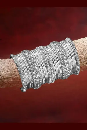 OOMPH Jewellery Set Of 30 Silver Bridal Chuda Bangles