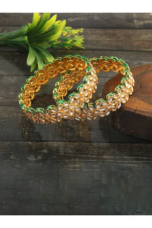 Jewar Mandi Set Of 2 Gold-Plated Kundan-Studded Bangles