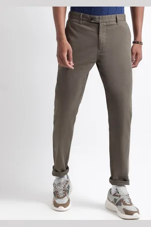 ICONIC Men Regular Fit Mid Rise Chinos